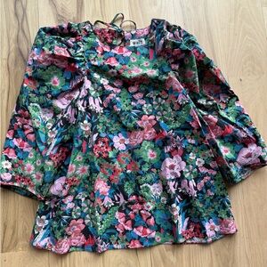 Whit floral Top blouse from Anthropologie. Inspired by Clare V & Ulla Johnson